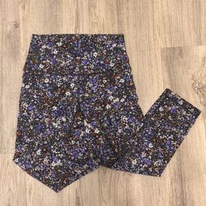 Like New Lululemon Size 6